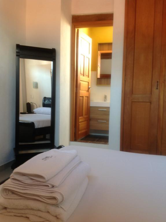 Casa Boutique Reconquista Hotel